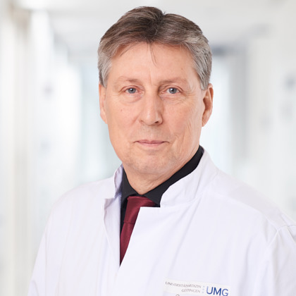 Porträt Prof. Dr. Lutz Binder